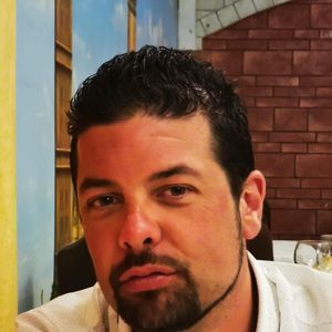 Meet your Posher, Erick